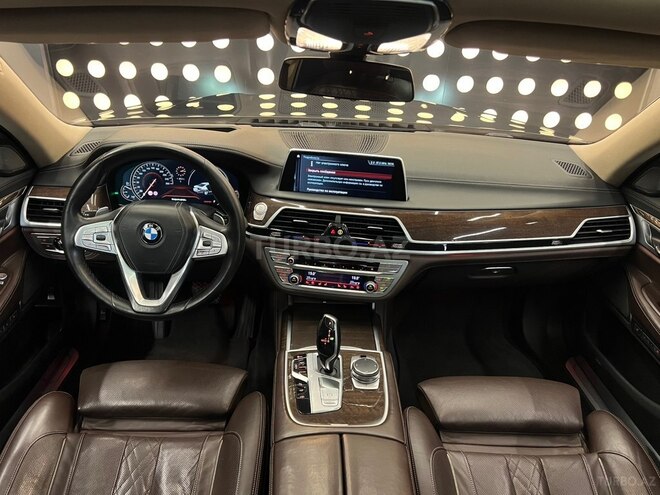 BMW 740-14