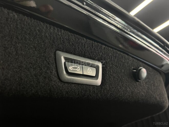 BMW 740-21
