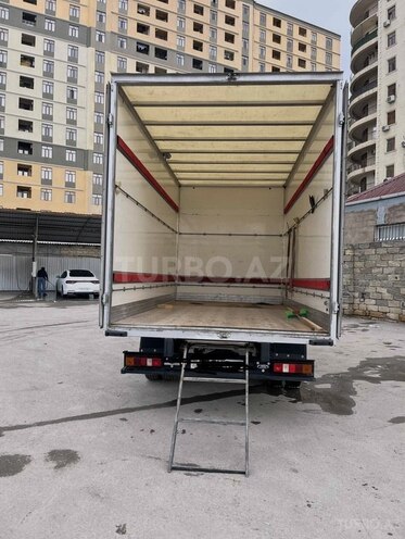 Ford Transit-4