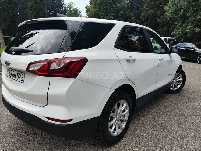 Chevrolet Equinox-12