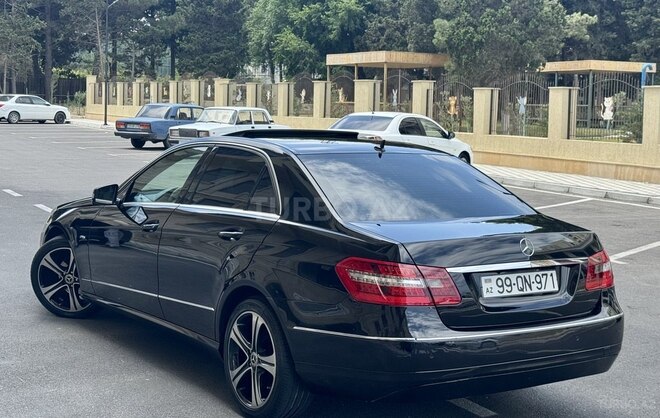 Mercedes E 220-7