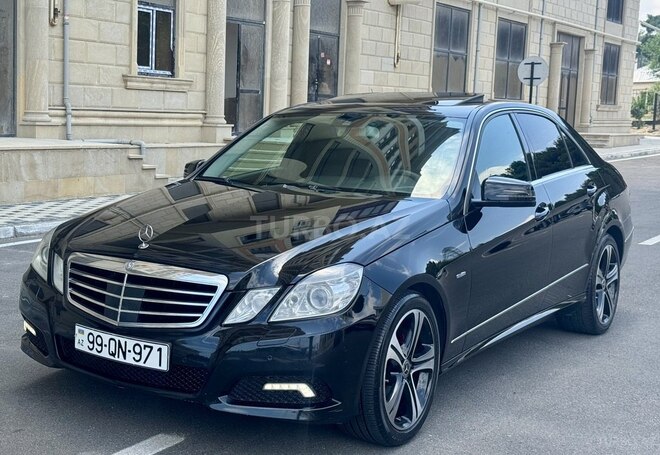 Mercedes E 220-4