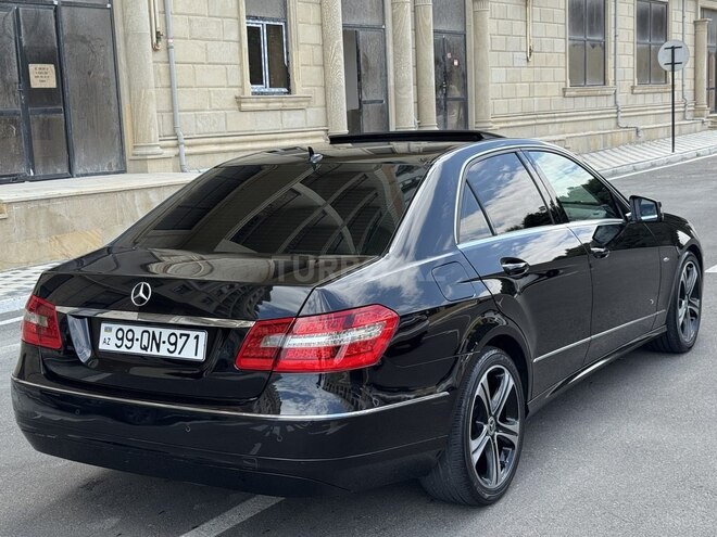Mercedes E 220-8