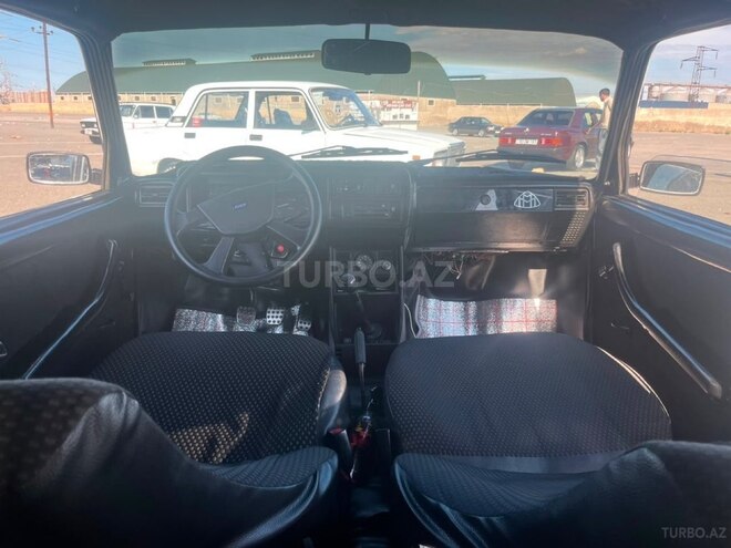 LADA (VAZ) 2107-4