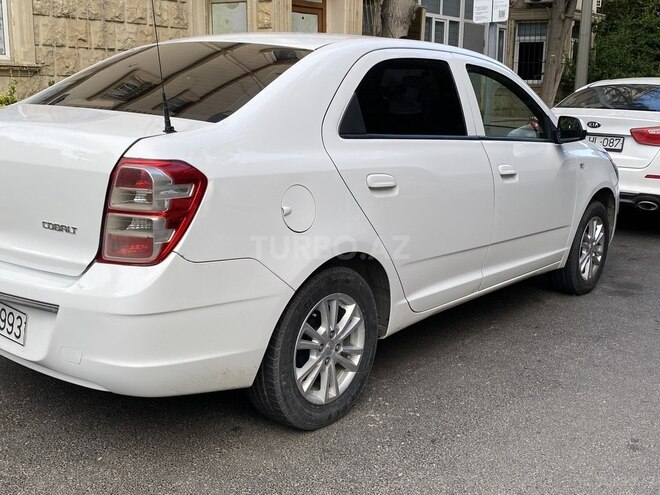 Chevrolet Cobalt-2