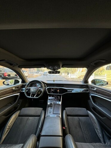 Audi A6-2
