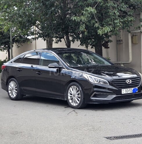 Hyundai Sonata-2