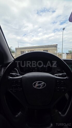 Hyundai Sonata-9