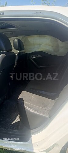 Kia Cerato-9