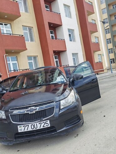 Chevrolet Cruze-10