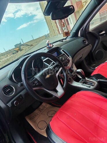 Chevrolet Cruze-15