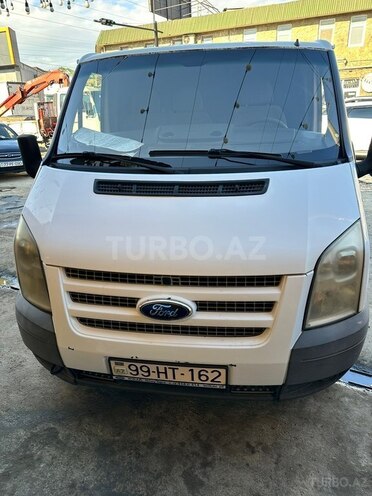 Ford Transit-1