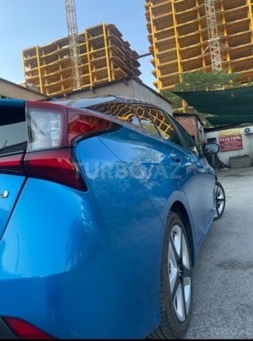 Toyota Prius-2