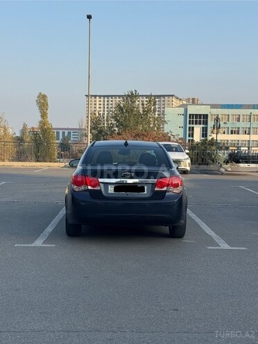 Chevrolet Cruze-3