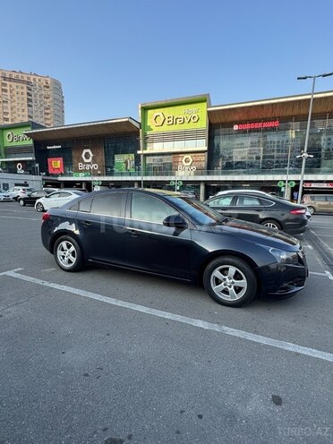 Chevrolet Cruze-11