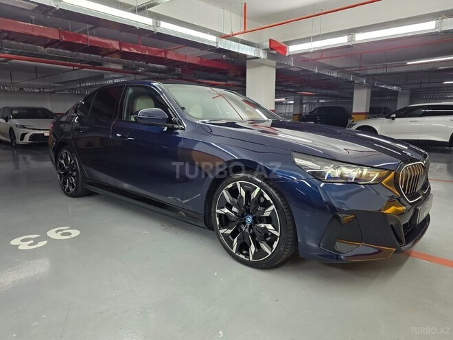 BMW i5-2