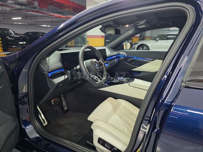 BMW i5-13