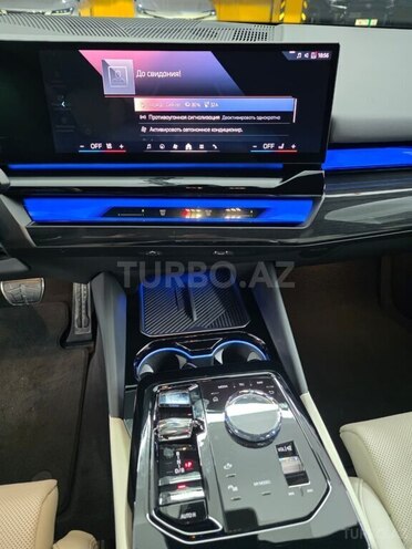BMW i5-12