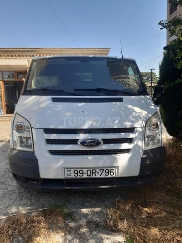 Ford Transit-1