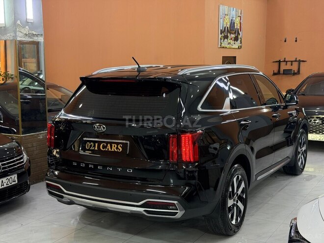 Kia Sorento-13