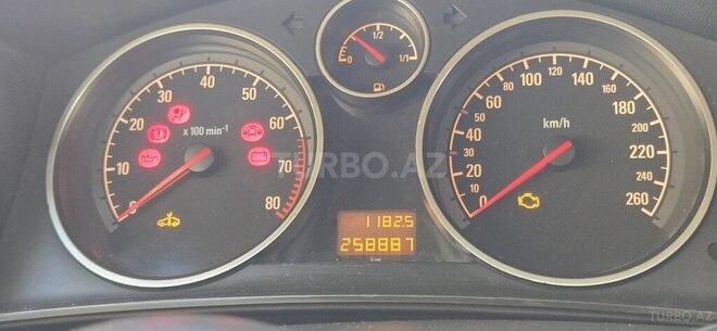 Opel Astra-8