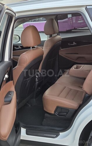 Kia Sorento-21