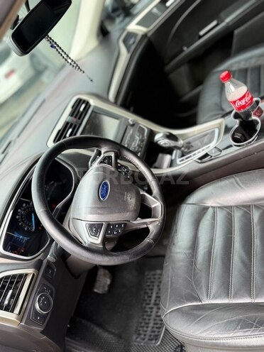 Ford Fusion (North America)-14
