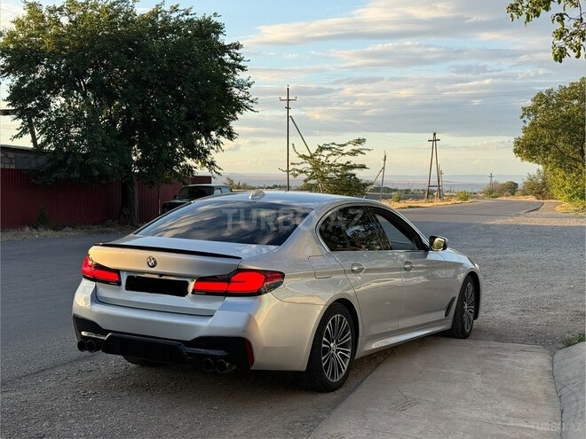 BMW 530-5