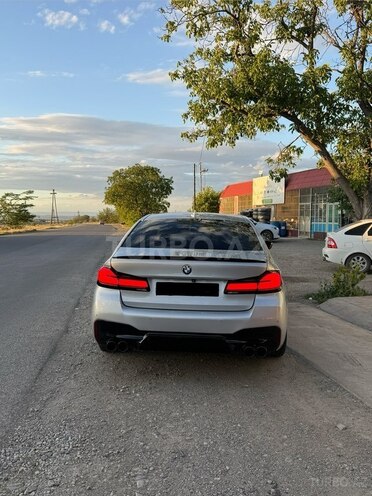 BMW 530-3