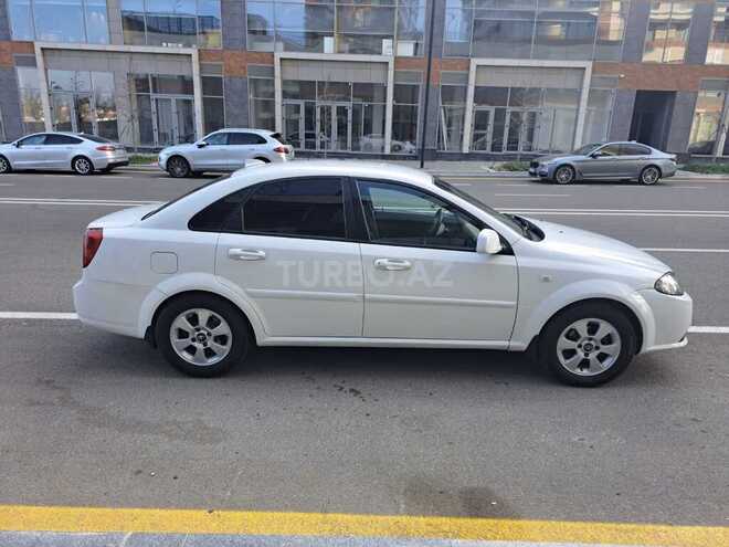 Daewoo Gentra-2