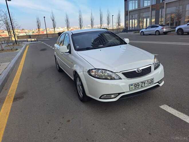 Daewoo Gentra-4