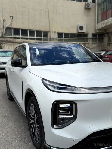 Changan Qiyuan Q07-5