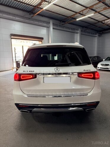 Mercedes GLS 450 4MATIC-8
