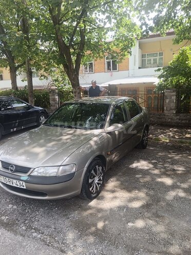 Opel Vectra-1