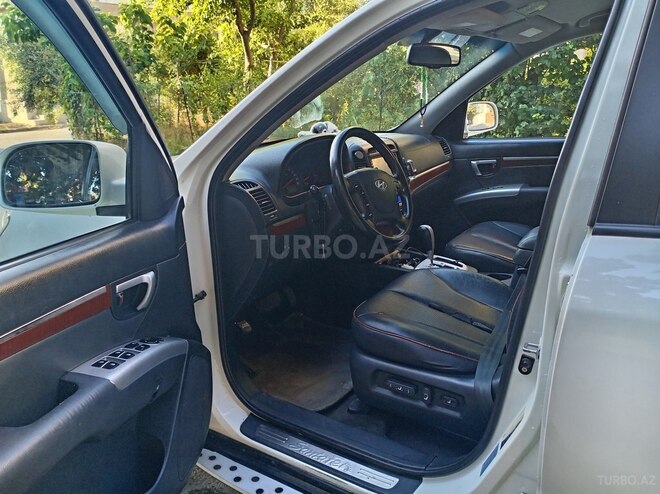Hyundai Santa Fe-4