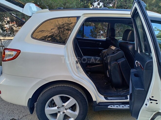 Hyundai Santa Fe-5