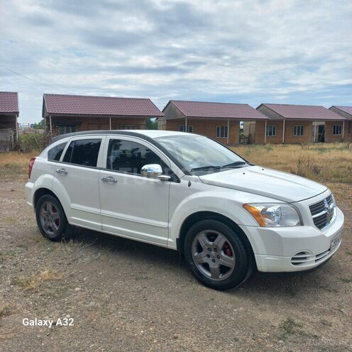 Dodge Caliber-12