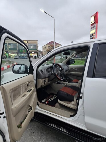 Toyota Fortuner-5