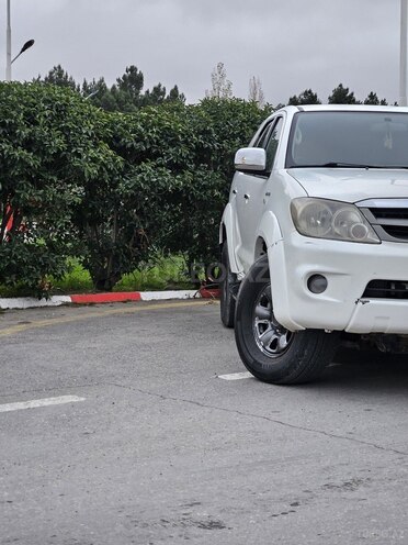 Toyota Fortuner-7