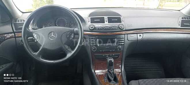 Mercedes E 220-9