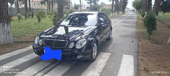 Mercedes E 220-4