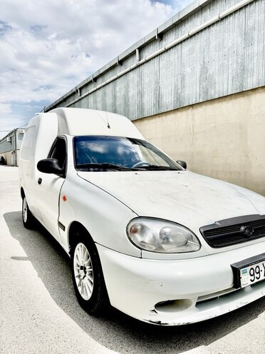 Daewoo Lanos-12