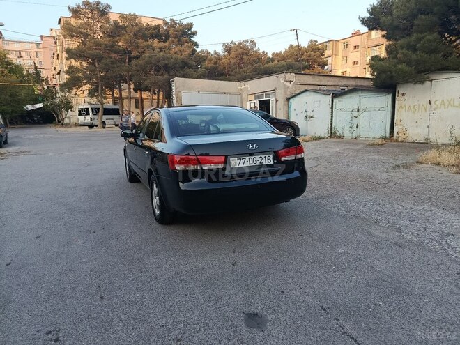 Hyundai Sonata-2