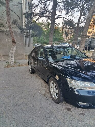 Hyundai Sonata-4