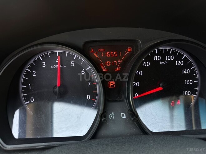 Nissan Note-2