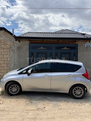 Nissan Note-4