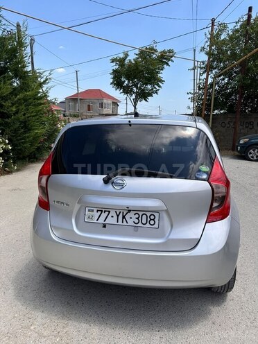 Nissan Note-5