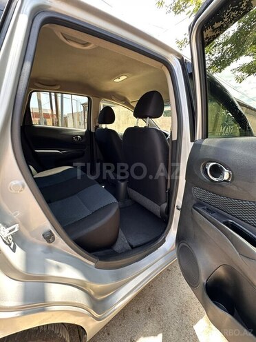 Nissan Note-8
