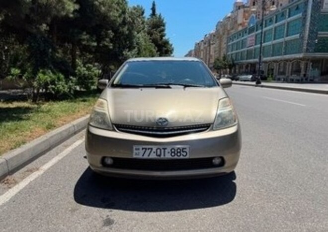 Toyota Prius-1