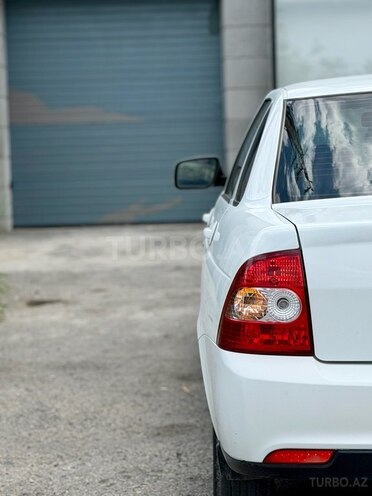 LADA (VAZ) Priora-12
